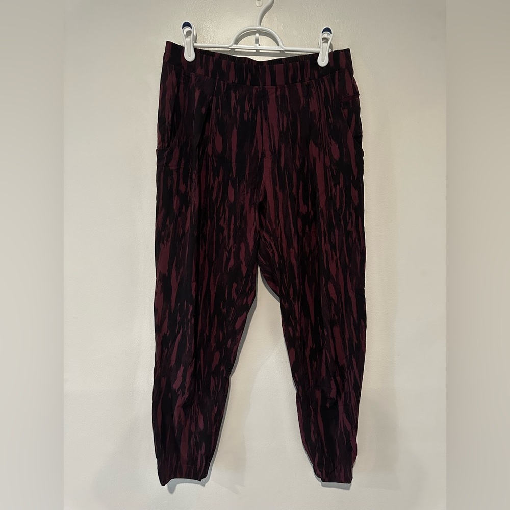 Lululemon &go City Jogger pants